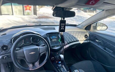 Chevrolet Cruze II, 2010 год, 570 000 рублей, 8 фотография