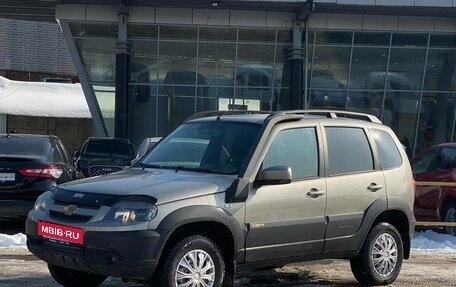 Chevrolet Niva I рестайлинг, 2017 год, 765 000 рублей, 3 фотография