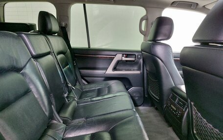 Toyota Land Cruiser 200, 2011 год, 3 199 000 рублей, 16 фотография