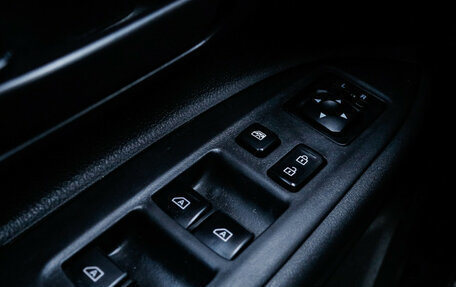 Mitsubishi Outlander III рестайлинг 3, 2021 год, 2 080 000 рублей, 14 фотография