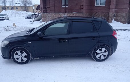 KIA cee'd I рестайлинг, 2011 год, 700 000 рублей, 2 фотография