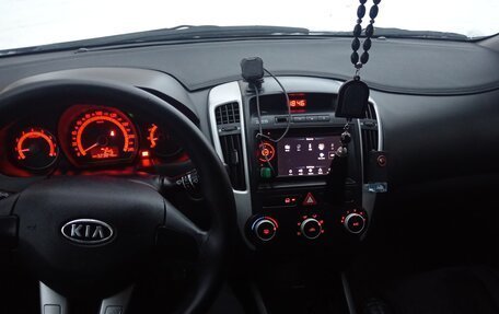 KIA cee'd I рестайлинг, 2011 год, 700 000 рублей, 8 фотография