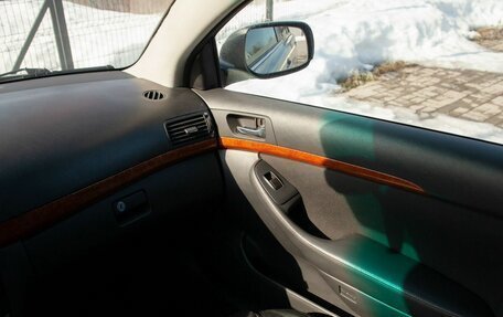 Toyota Avensis III рестайлинг, 2008 год, 675 000 рублей, 35 фотография