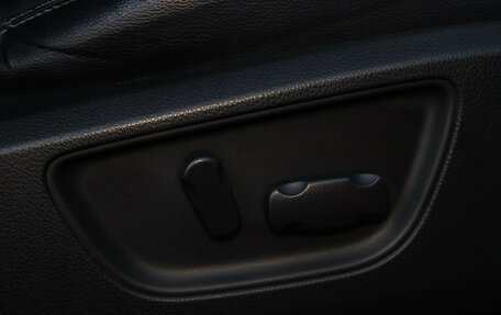 Mitsubishi Pajero Sport III рестайлинг, 2018 год, 3 300 000 рублей, 16 фотография