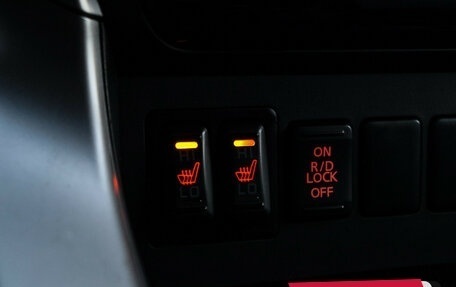 Mitsubishi Pajero Sport III рестайлинг, 2018 год, 3 300 000 рублей, 20 фотография