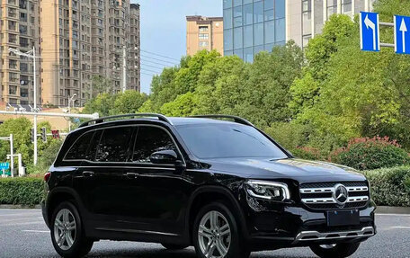 Mercedes-Benz GLB, 2022 год, 2 460 911 рублей, 3 фотография