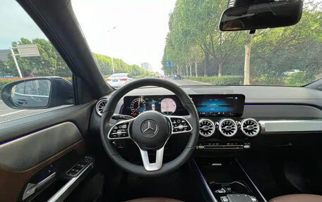 Mercedes-Benz GLB, 2022 год, 2 460 911 рублей, 15 фотография