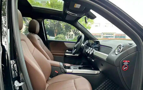 Mercedes-Benz GLB, 2022 год, 2 460 911 рублей, 11 фотография