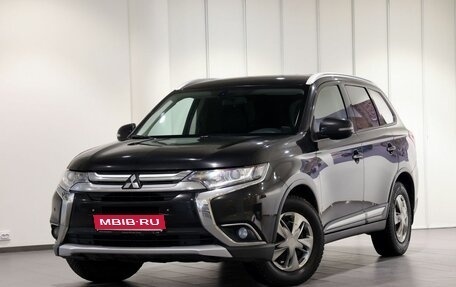 Mitsubishi Outlander III рестайлинг 3, 2017 год, 1 550 000 рублей, 1 фотография