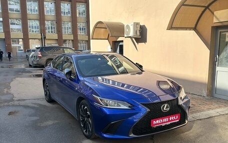 Lexus ES VII, 2021 год, 4 700 000 рублей, 1 фотография