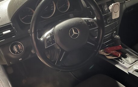 Mercedes-Benz C-Класс, 2007 год, 650 000 рублей, 3 фотография