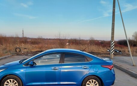 Hyundai Solaris II рестайлинг, 2018 год, 1 100 000 рублей, 3 фотография