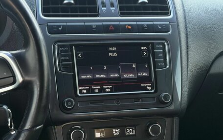 Volkswagen Polo VI (EU Market), 2018 год, 1 349 000 рублей, 24 фотография