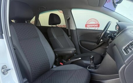 Volkswagen Polo VI (EU Market), 2018 год, 1 349 000 рублей, 36 фотография