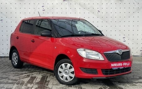 Skoda Fabia II, 2013 год, 560 000 рублей, 2 фотография