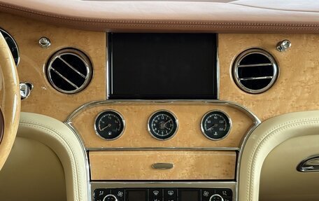 Bentley Mulsanne II, 2018 год, 24 300 000 рублей, 14 фотография