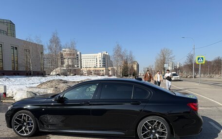 BMW 7 серия, 2015 год, 4 400 000 рублей, 3 фотография