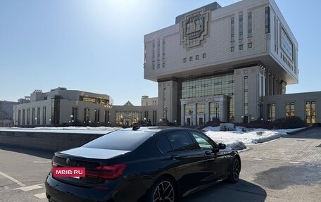 BMW 7 серия, 2015 год, 4 400 000 рублей, 6 фотография