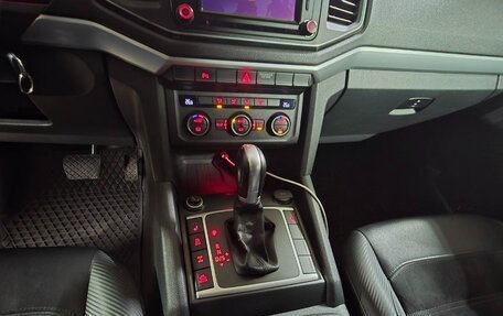 Volkswagen Amarok I рестайлинг, 2018 год, 3 000 000 рублей, 10 фотография