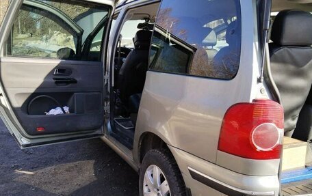 Volkswagen Sharan I рестайлинг, 2004 год, 700 000 рублей, 12 фотография