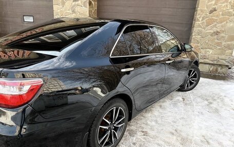 Toyota Camry, 2015 год, 1 850 000 рублей, 2 фотография