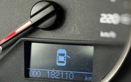 Toyota RAV4, 2015 год, 2 050 000 рублей, 14 фотография