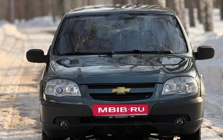 Chevrolet Niva I рестайлинг, 2011 год, 444 000 рублей, 3 фотография