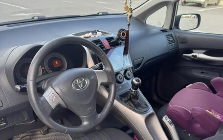 Toyota Auris II, 2008 год, 630 000 рублей, 3 фотография