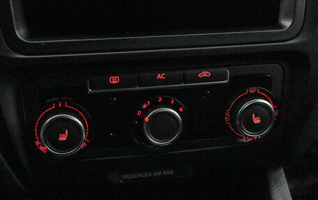 Volkswagen Jetta VI, 2011 год, 658 000 рублей, 15 фотография