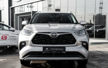 Toyota Highlander, 2025 год, 5 600 000 рублей, 3 фотография