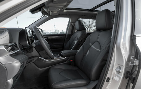 Toyota Highlander, 2025 год, 5 600 000 рублей, 9 фотография