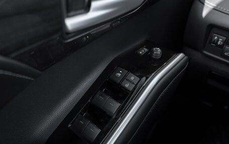 Toyota Highlander, 2025 год, 5 600 000 рублей, 21 фотография