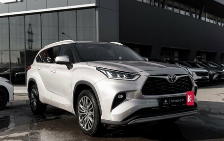 Toyota Highlander, 2025 год, 5 600 000 рублей, 2 фотография