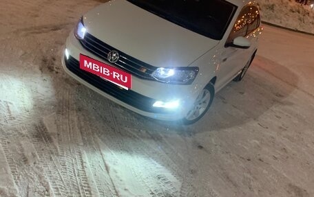 Volkswagen Polo VI (EU Market), 2018 год, 1 370 000 рублей, 2 фотография