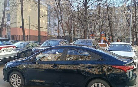 Hyundai Solaris II рестайлинг, 2021 год, 1 900 000 рублей, 7 фотография