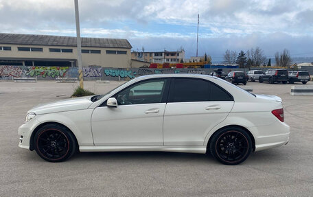 Mercedes-Benz C-Класс, 2011 год, 1 200 000 рублей, 7 фотография