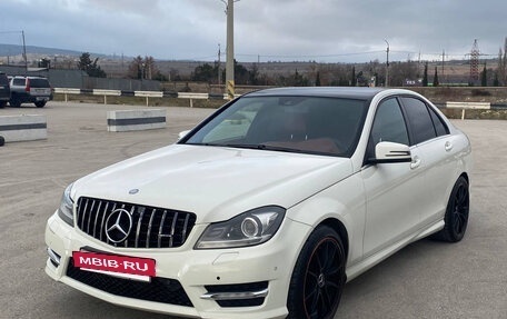 Mercedes-Benz C-Класс, 2011 год, 1 200 000 рублей, 6 фотография