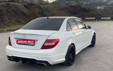 Mercedes-Benz C-Класс, 2011 год, 1 200 000 рублей, 9 фотография