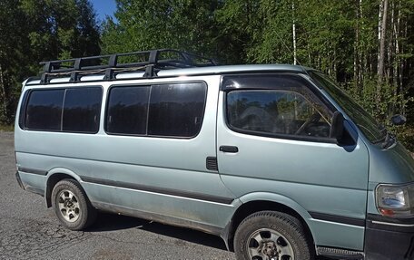 Toyota HiAce H100, 1993 год, 700 000 рублей, 3 фотография