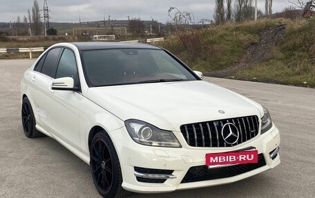 Mercedes-Benz C-Класс, 2011 год, 1 200 000 рублей, 11 фотография