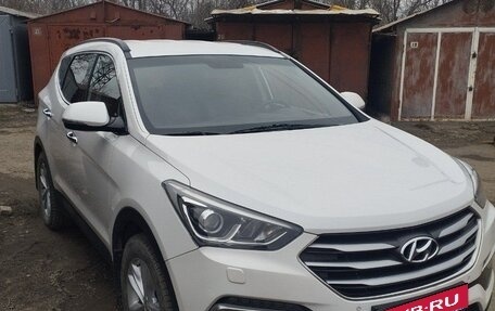 Hyundai Santa Fe III рестайлинг, 2016 год, 2 300 000 рублей, 2 фотография