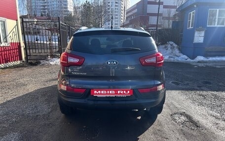KIA Sportage III, 2011 год, 900 000 рублей, 7 фотография