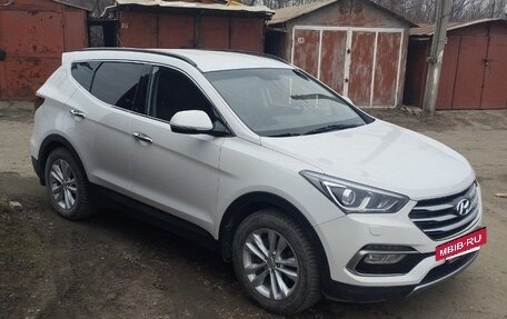 Hyundai Santa Fe III рестайлинг, 2016 год, 2 300 000 рублей, 16 фотография