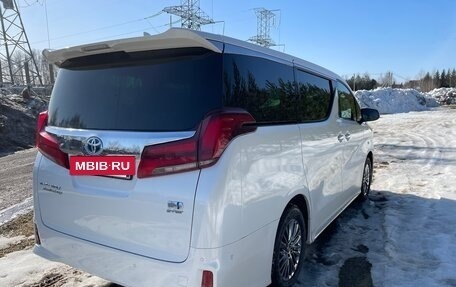Toyota Alphard III, 2021 год, 6 250 000 рублей, 5 фотография