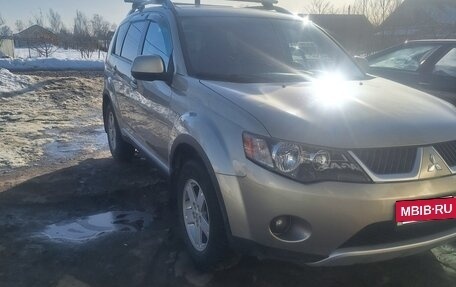 Mitsubishi Outlander III рестайлинг 3, 2008 год, 850 000 рублей, 4 фотография