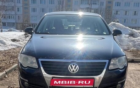 Volkswagen Passat B6, 2007 год, 700 000 рублей, 2 фотография