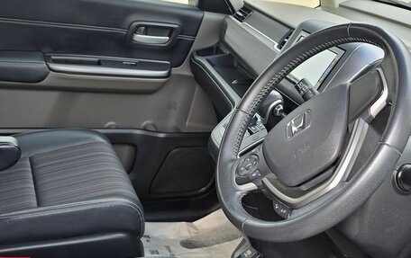 Honda Freed II, 2019 год, 1 920 000 рублей, 14 фотография