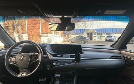 Lexus ES VII, 2021 год, 4 700 000 рублей, 24 фотография