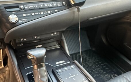 Lexus ES VII, 2021 год, 4 700 000 рублей, 29 фотография