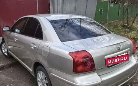 Toyota Avensis III рестайлинг, 2006 год, 900 000 рублей, 4 фотография
